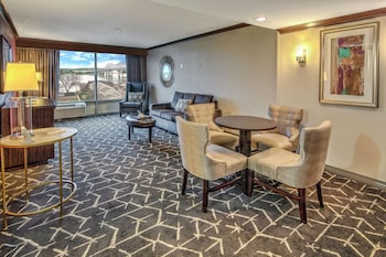 Premium Suite, 1 King Bed with Sofa bed, River View