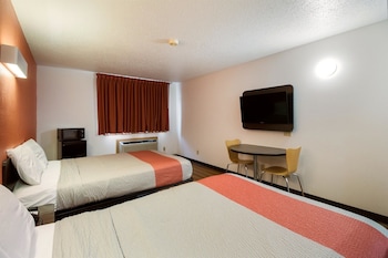Standard Room, 2 Double Beds, Non Smoking