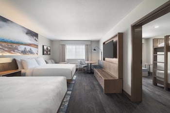 Room, 2 Bedrooms