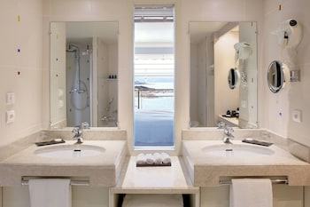 Suite, 1 King Bed, Terrace, Sea View