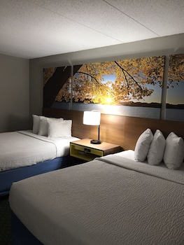 Standard Room, 2 Queen Beds
