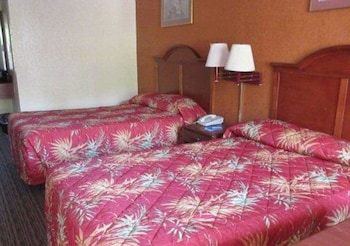 Standard Room, 2 Double Beds, Smoking