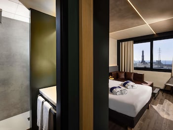 Superior Room, 1 King Bed with Sofa bed