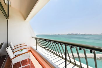 Deluxe Room, 1 King Bed, Balcony, Sea View (Balcony)