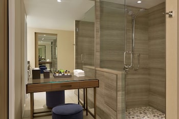 Signature 1 King- 530sf 49sm Patio or balcony in Sunset Beach wing, oversized shower