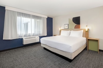 Suite, 1 King Bed