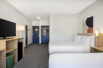 Room, 2 Queen Beds