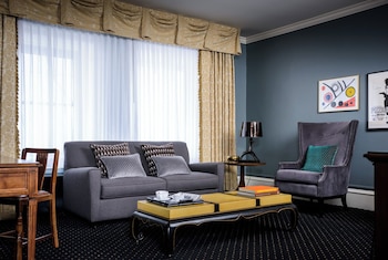 Sorrento Suite