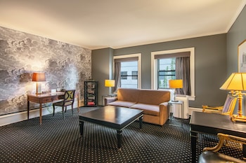 Sorrento Suite