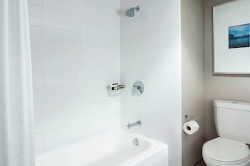 Deluxe Room, 2 Queen Beds
