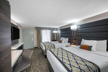 Deluxe Room, 2 Queen Beds, Non Smoking