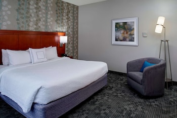 Superior Suite, 1 King Bed with Sofa bed (One Bedroom)