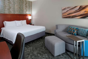 Room, 1 King Bed with Sofa bed, Accessible (Hearing)