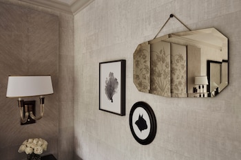 Deluxe Room, 2 Double Beds, Mobility Accessible