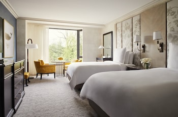 Deluxe Room, 2 Double Beds, Garden View