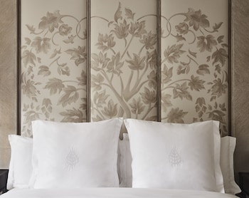 Deluxe Room, 2 Double Beds, Mobility Accessible