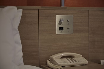 26th-32th Superior Twin Room, Non-Smoking (High Floor)