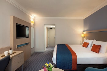 Superior Double Room, Partial Sea View