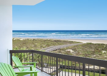 One Bedroom Partial Ocean View Condo One King Bed