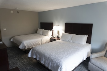 Studio, 2 Queen Beds