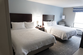Room, 2 Queen Beds, Non Smoking