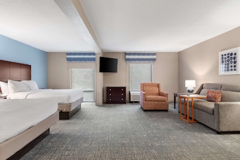 Suite, Two Queen Beds, Non-Smoking (1 bedroom)