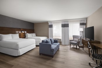 Standard Room, 2 Double Beds, Non Smoking (Shower Only;Pet Friendly)
