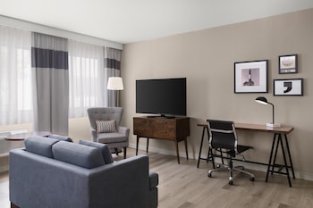 Standard Room, 2 Double Beds, Non Smoking (Shower Only;Pet Friendly)