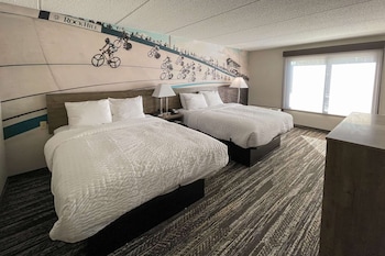 Standard Room, 2 Queen Beds, Non Smoking
