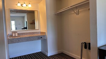 Deluxe Double Room, 2 Double Beds, Non Smoking