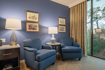 Traditional Room, Multiple Beds, Corner