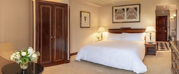 Premium Room, 1 King Bed (Club Lounge Access, extrabed option)