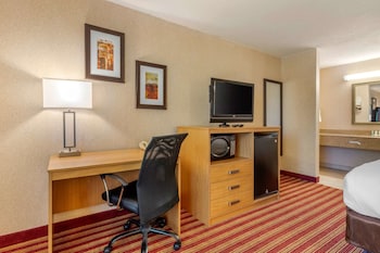 Room, 2 Queen Beds, Accessible, Non Smoking