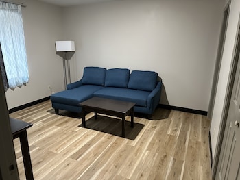Deluxe Suite, 1 King Bed, Non Smoking (1 Bedroom)