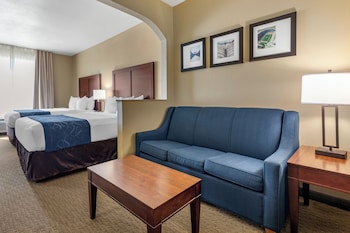 Suite, Multiple Beds, Non Smoking