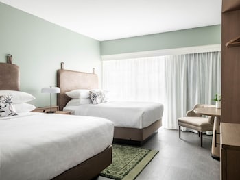 Standard Room, 2 Queen Beds, Accessible (Communications)