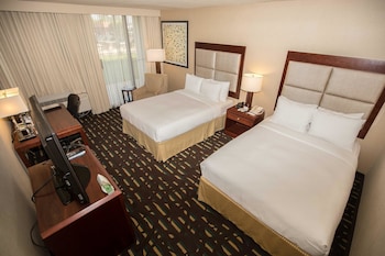 Room, 2 Queen Beds, Non Smoking