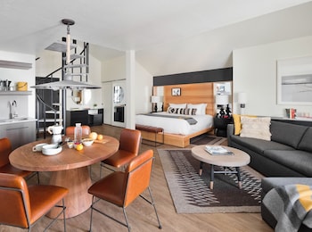 Luxury Single Room, Fireplace