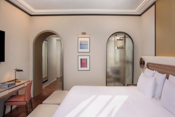 Double Room (Prestige)