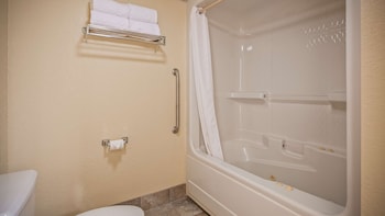 Standard Room, 1 King Bed, Non Smoking, Jetted Tub