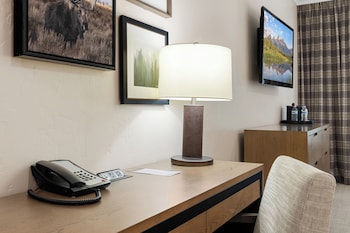 Room, Multiple Beds, Accessible (Premier Double Queen - Accessible Wal)