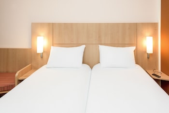 Standard Room, 2 Twin Beds