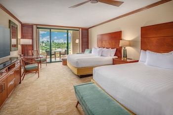 Room, 2 Queen Beds, Accessible, Bathtub