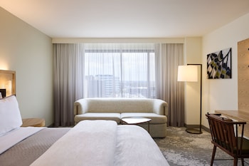 Executive Room, 1 King Bed with Sofa bed