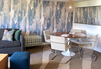 Suite (Zags)