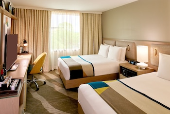 Room, 2 Queen Beds, Mobility Accessible
