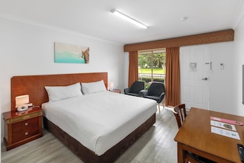 Deluxe Room, 1 King Bed