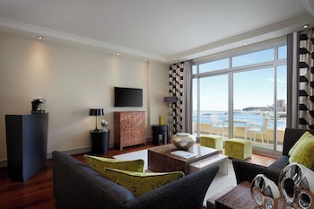 Executive Suite, 1 Bedroom, Terrace, Partial Sea View