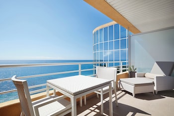 Junior Suite, 1 King Bed, Sea View (Balcony)