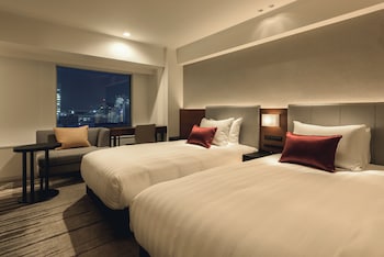 Standard Room, 2 Twin Beds, Corner (High Floor)
